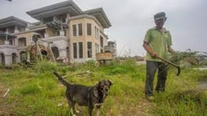 Cảnh hoang lạnh giữa khu căn hộ xa hoa 13.000 m2