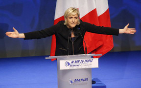 Ứng viên Tổng thống Pháp, Marine Le Pen bị tố 'đạo văn' của đối thủ