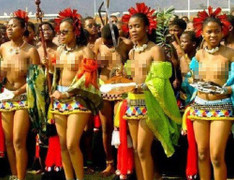 Choáng với tập tục phụ nữ tự do cưỡng hiếp đàn ông ở bộ tộc ở trần