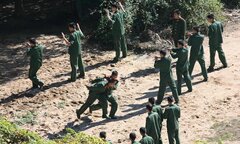 Quân đội Trung Quốc dạy binh sỹ khẩu lệnh tiếng Triều Tiên