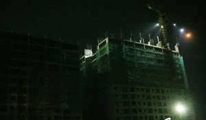 Sập giàn giáo khu chung cư tại Hà Nội: Nạn nhân kể phút đối mặt tử thần