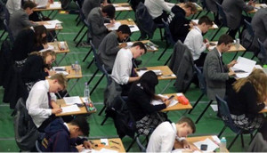 Sinh viên đột nhập vào trường, trộm đề thi lúc nửa đêm