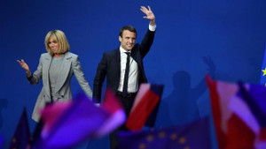 Chuyện tình làm cả thế giới say đắm của Tổng thống Pháp và cô giáo hơn 24 tuổi