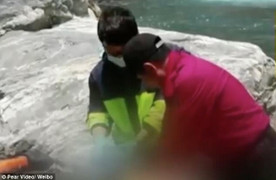 Đi cứu hộ, cha bàng hoàng phát hiện người chết đuối là con gái