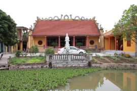 Mâu thuẫn thầy trò, sư cô bị chửi bới, lăng mạ, đòi trục xuất khỏi chùa