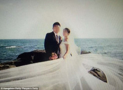 Đang đám cưới, cô dâu gọi cảnh sát tới bắt chú rể