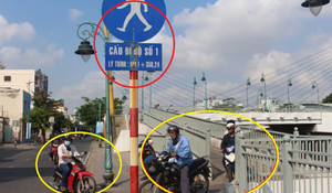 Bất chấp cái chết rình rập, dân Sài Gòn nghênh ngang đi vào đường cấm