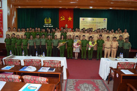 Tập huấn tiếng Anh chuyên ngành cho CSGT Thừa Thiên - Huế