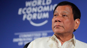 Tổng thống Philippines lại gây sốc với phát ngôn mới về ASEAN