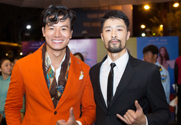 Hiếu Nguyễn bất ngờ thay đổi phong cách với vest cam nổi bật