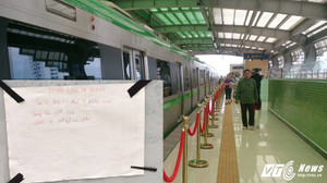 'Cấm' tham quan ga đường sắt trên cao vào Chủ nhật, nhiều người bức xúc chửi thề: 'Ngu dốt'