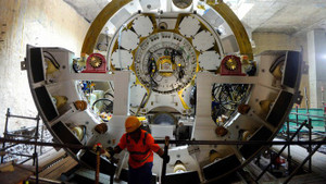 Video: Robot khổng lồ đào đường hầm tuyến Metro TP.HCM