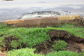 Dân Sài Gòn hoảng hốt tháo chạy khi 2 hố ga phát nổ