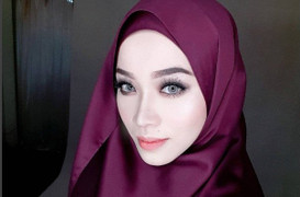 Cô giáo người Malaysia trẻ đẹp 'ăn đứt' cả hot girl