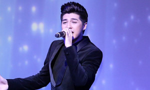 Noo Phước Thịnh cùng học trò gây sốt trong đêm nhạc tri ân khán giả