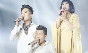 Trực tiếp Giọng hát Việt 2017: Học trò Đông Nhi mang nhạc Trịnh lên sân khấu Chung kết