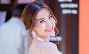 Diễm My 9x khoe khéo vẻ gợi cảm ở Hàn Quốc