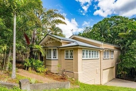 Nhà cho thuê 'ế ẩm', chủ nhà tặng quà, laptop, iPad, tivi để chèo kéo khách