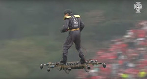 Video: Người bay nhặt bóng ở chung kết Cup Bồ Đào Nha