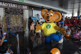 Quốc tế Thiếu Nhi cho trẻ em kém may mắn tại toà tháp Bitexco