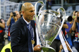 Zidane: Juventus mạnh, nhưng Real Madrid không cần thay đổi chiến thuật