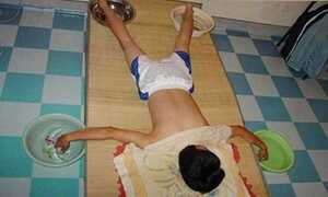 Cười ngả nghiêng với trăm phương nghìn kế chống nóng của sinh viên