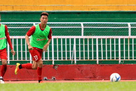 Tuyển Việt Nam: Công Phượng chỉ hợp đá tiền đạo lùi