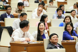 Bội chi ngân sách: Làm 1 đồng, tiêu 3 đồng