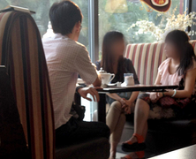 Tiếp cận nữ sinh rao bán trứng 280 triệu đồng