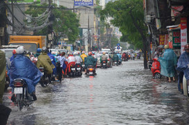 Dự báo thời tiết ngày mai 14/6: Hà Nội tiếp tục mưa lớn