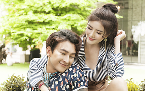 Bạn gái cũ của Bùi Anh Tuấn sexy, tình tứ bên 'Mỹ nam 18+' Hoàng Kỳ Nam