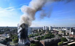 Cháy tháp 27 tầng London: Bà mẹ trẻ tuyệt vọng livestream Facebook cầu cứu