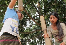 ‘Trộm tình’ ở Trường Sơn và chiếc ‘lá thần’ kỳ lạ khiến phụ nữ chẳng sợ có thai