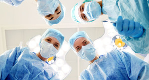 Hy hữu: Bệnh nhân chết đi sống lại hơn 30 lần trong ca mổ