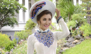 Nguyệt Ánh 'tái xuất' xinh đẹp sau đám cưới bí mật