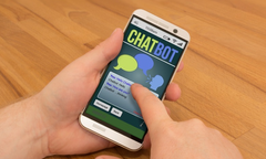 Công nghệ chatbot 'made by Vietnam' thu hút hàng triệu người dùng
