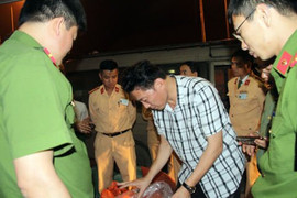 Video: Cận cảnh xưởng sản xuất trái phép gần 1 tấn thuốc nổ