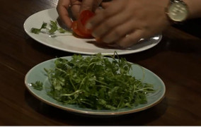 Hầu hết người Việt Nam không biết lý do vì sao phải ăn rau mùi đúng cách