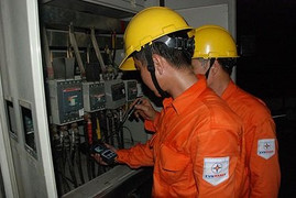 Không ngỡ ngàng, chỉ xót ruột thôi!