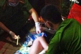 Chồng dùng dao đâm vợ gục chết tại chỗ sau chầu nhậu