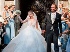 Đám cưới xa hoa 3 ngày 3 đêm của cô gái thừa kế đế chế pha lê số 1 thế giới