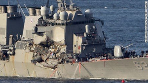 Tình tiết mới vụ tàu hàng Philippines đâm thủng chiến hạm Mỹ