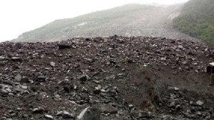 Lở đất khủng khiếp ở Trung Quốc, hơn 100 người bị chôn vùi