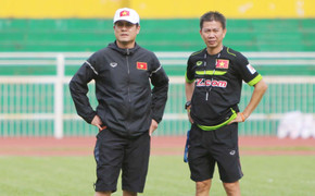 HLV Hoàng Anh Tuấn không dự SEA Games: 'Hai hổ không chung rừng'?