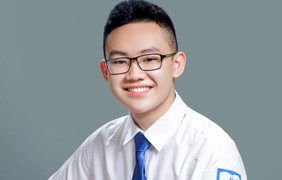 Chàng thủ khoa 'kép' điển trai có điểm thi vào lớp 10 cao nhất Hà Nội
