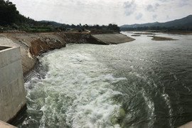 Hà Tĩnh: Công trình thủy lợi trọng điểm gây ngập lũ nghiêm trọng