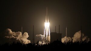 Video: Trung Quốc phóng tên lửa thất bại