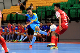 Futsal Sanna Khánh Hòa đánh rơi chiến thắng trận ra quân