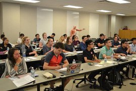 Đại học Tân Tạo triển khai 'học kỳ nước ngoài' cho sinh viên