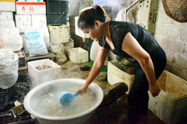 Giấm bẩn: Con đường từ dạ dày đến nghĩa địa chưa bao giờ gần như thế